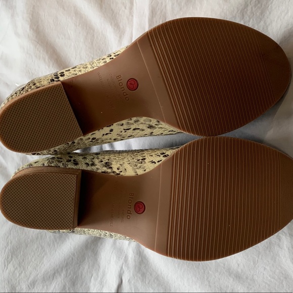 NWT Blondo Waterproof Leather Bootie Snake Skin - Picture 6 of 9